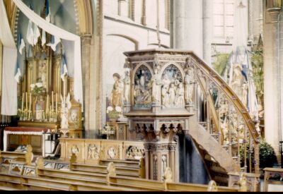 Interieur Marcellinus & Petruskerk